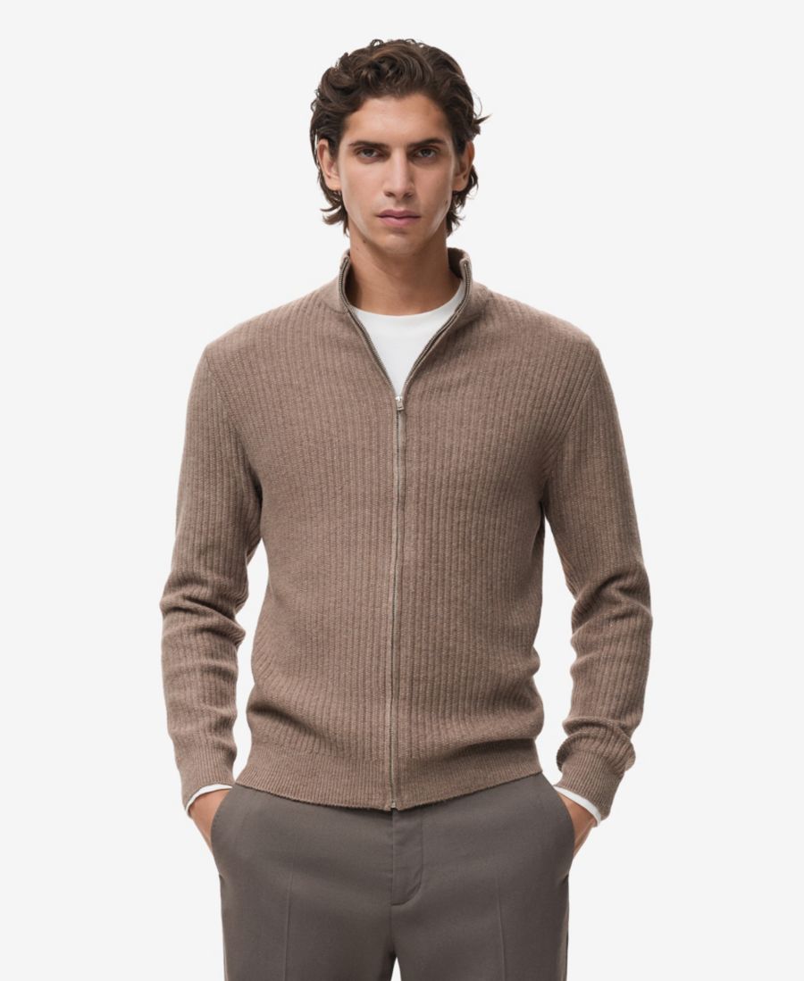 Мужской кардиган из ребристой вязки на молнии MANGO, Medium Brown
Мужской кардиган из ребристой вязки на молнии MANGO, Medium Brown