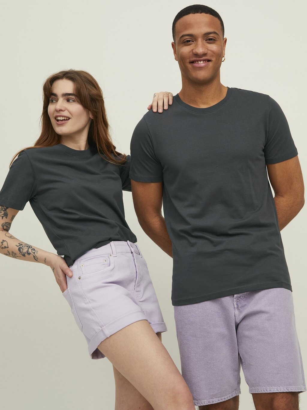 Базовая футболка JJE SS O NECK NOOS Jack & Jones, асфальт
Базовая футболка JJE SS O NECK NOOS Jack & Jones, асфальт