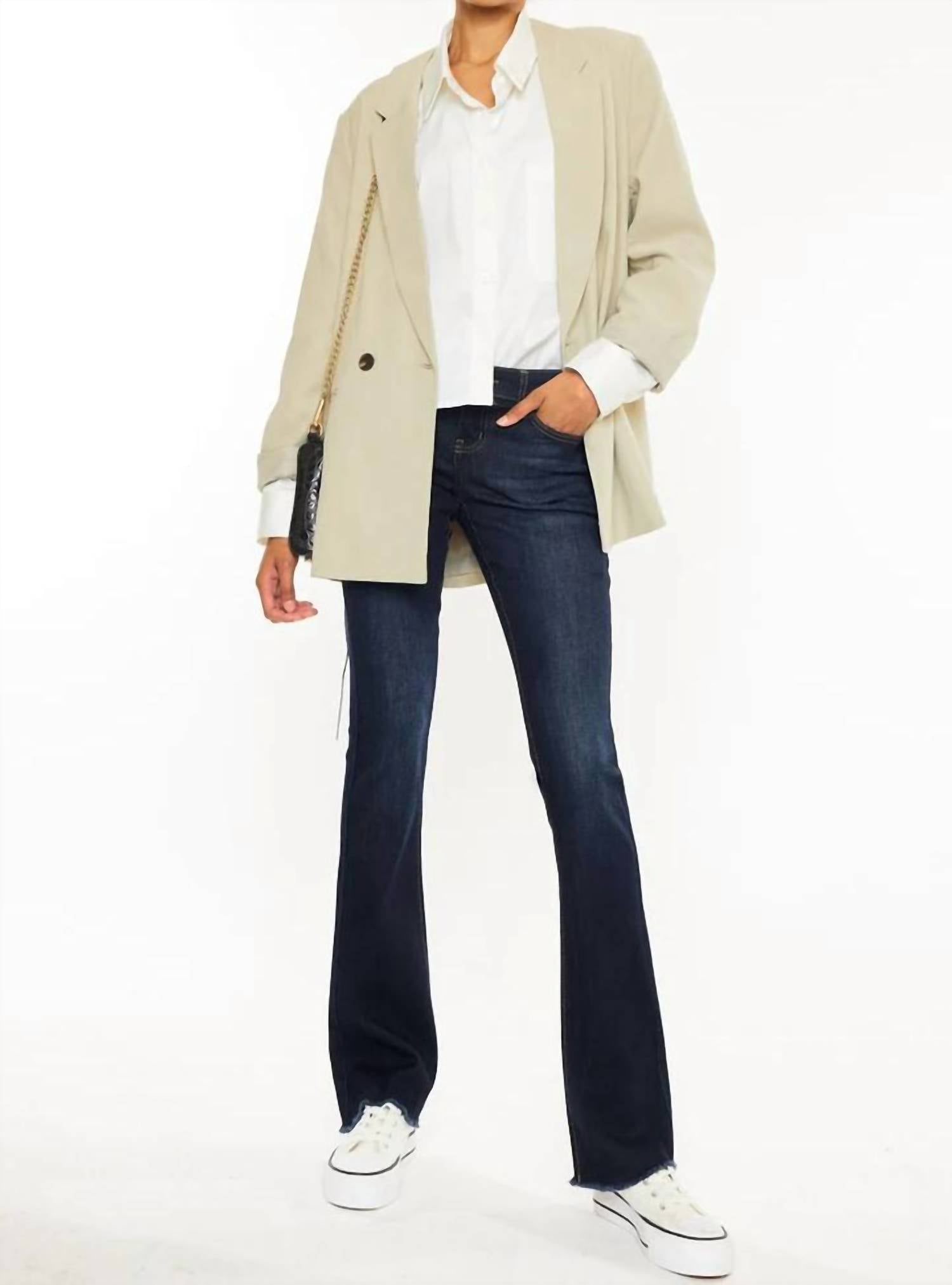 Джинсы Annie Bootcut с низкой талией в темном цвете KanCan, цвет dark
Джинсы Annie Bootcut с низкой талией в темном цвете KanCan, цвет dark