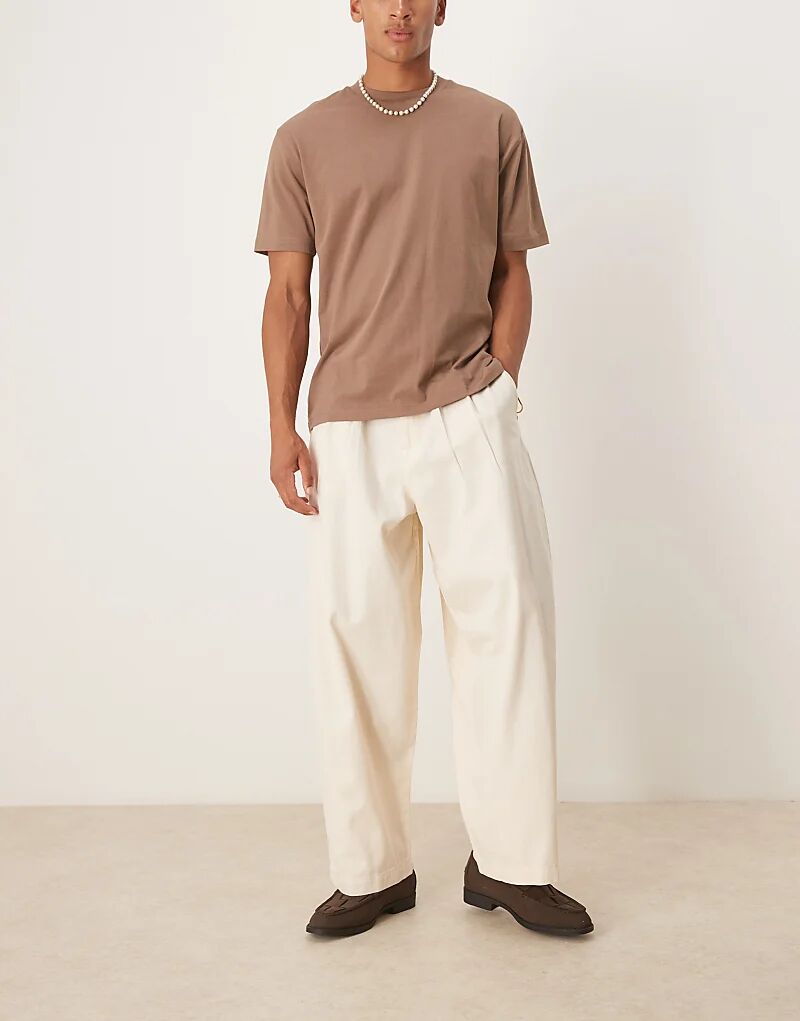 Брюки свободного кроя ASOS DESIGN кремового цвета со складками
Брюки свободного кроя ASOS DESIGN кремового цвета со складками