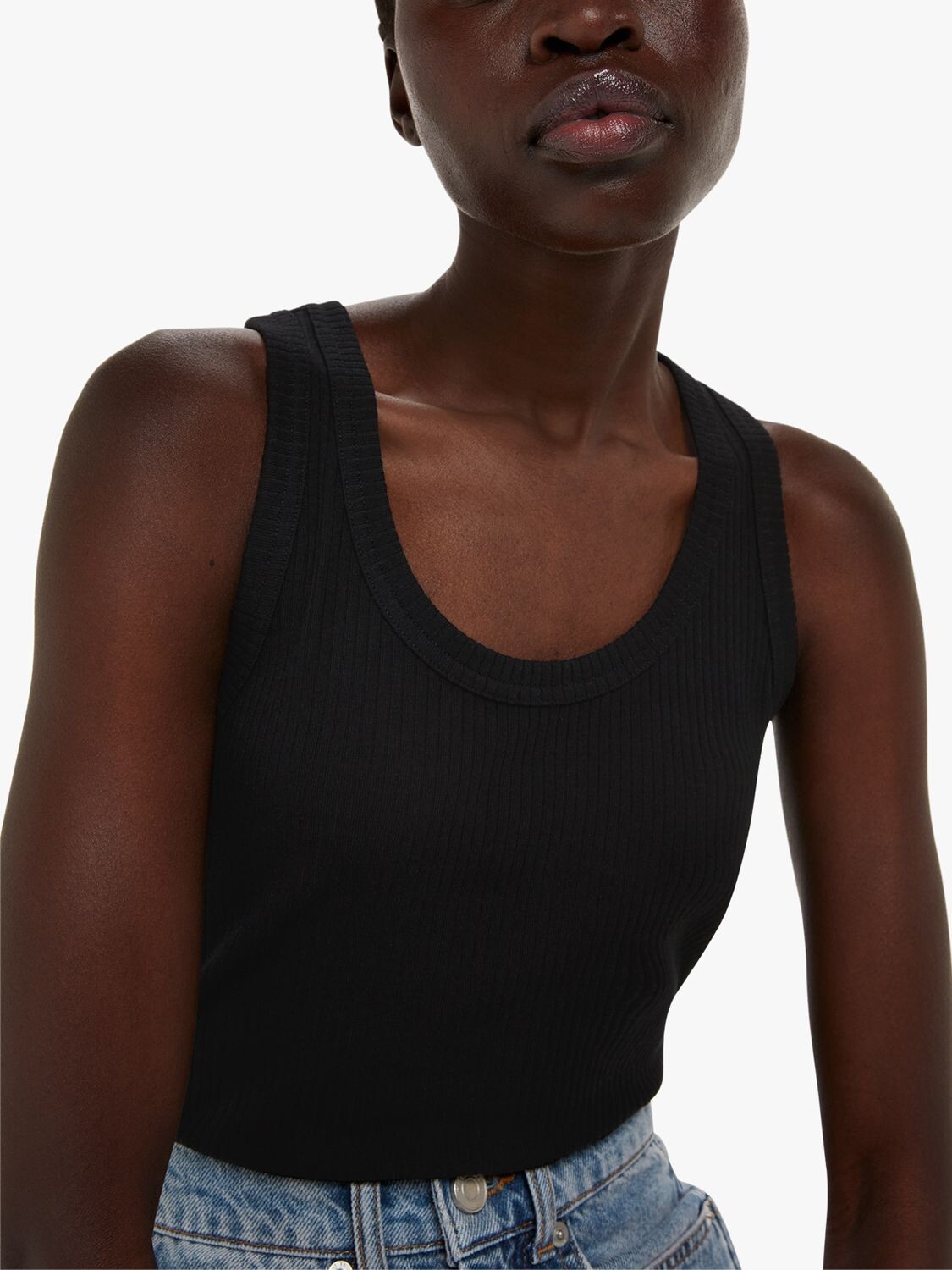 Жилет с круглым вырезом в рубчик Whistles Ultimate, черный 
Жилет с круглым вырезом в рубчик Whistles Ultimate, черный