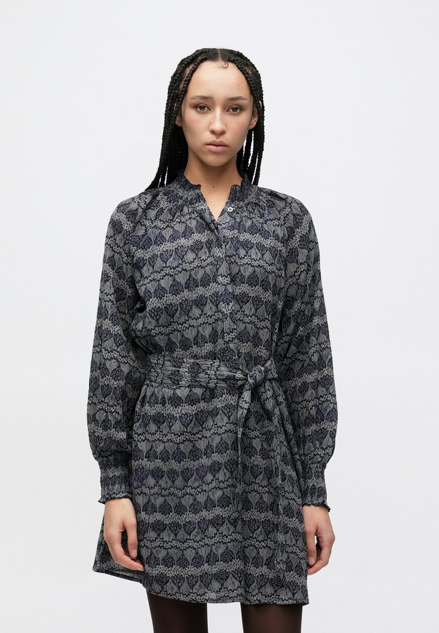Платье Antik Batik DALILA MINI DRESS, Blue
Платье Antik Batik DALILA MINI DRESS, Blue