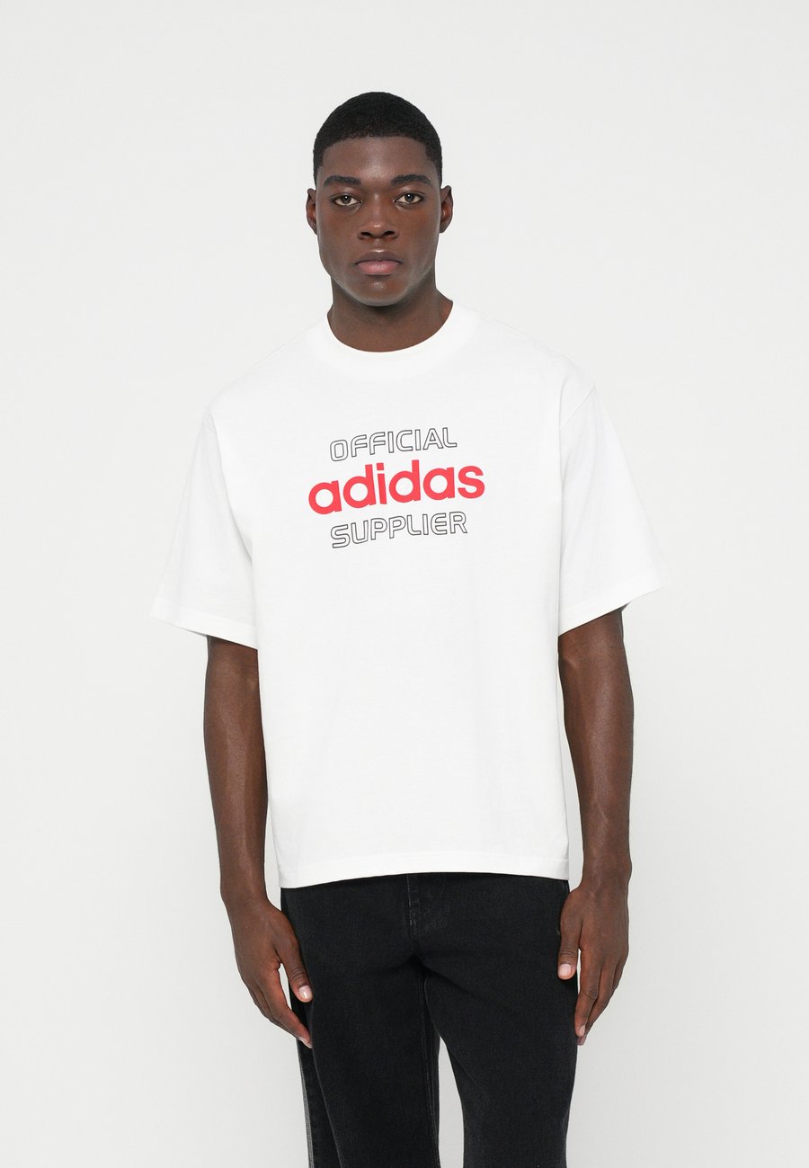 Футболка Adidas Originals TYPOGRAPHY TEE UNISEX, White, Белый, Футболка Adidas Originals TYPOGRAPHY TEE UNISEX, White
Футболка Adidas Originals TYPOGRAPHY TEE UNISEX, White, Белый, Футболка Adidas Originals TYPOGRAPHY TEE UNISEX, White