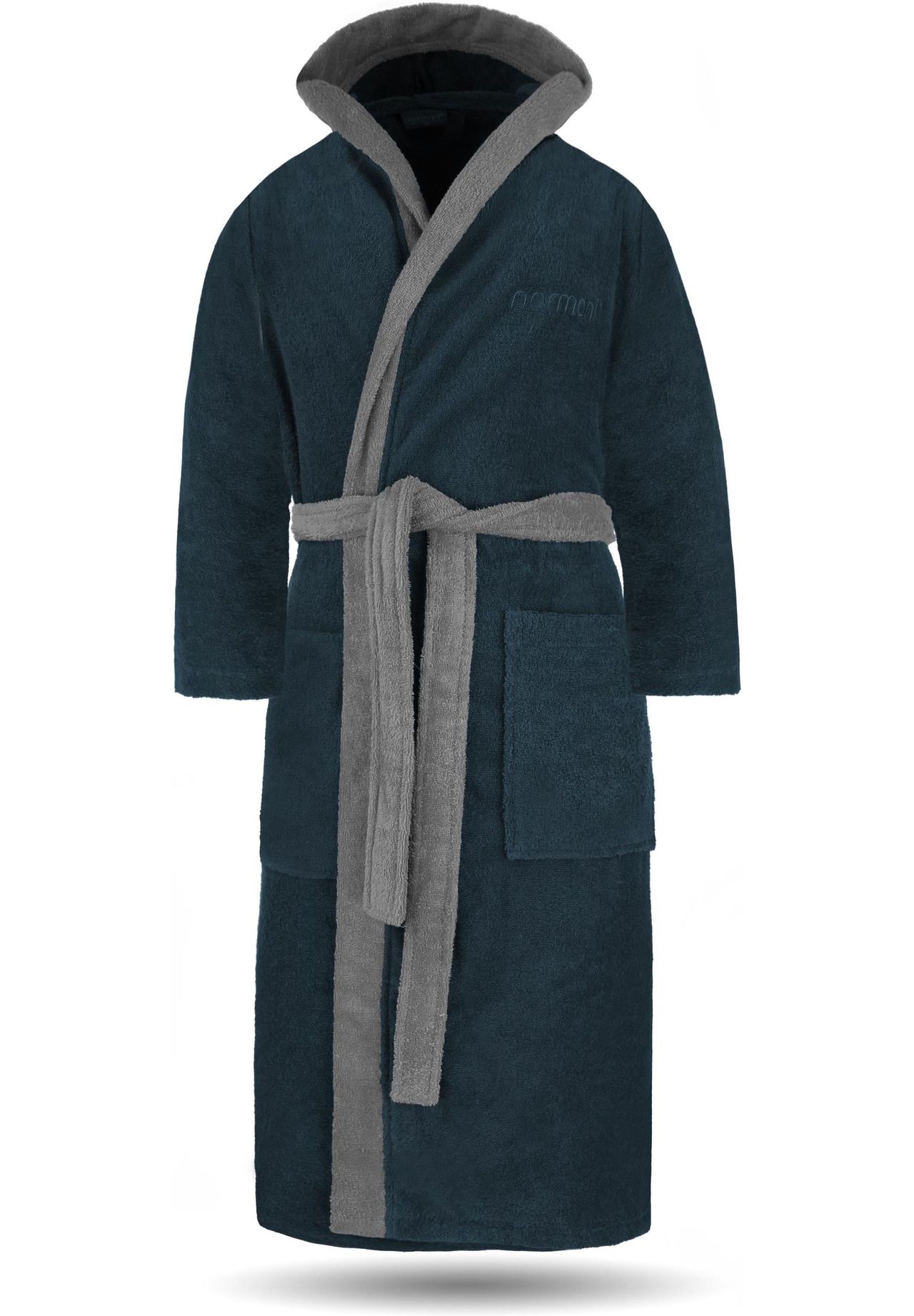 Хлопковый халат унисекс с капюшоном Измит Normani, цвет Marine/grau
Хлопковый халат унисекс с капюшоном Измит Normani, цвет Marine/grau
