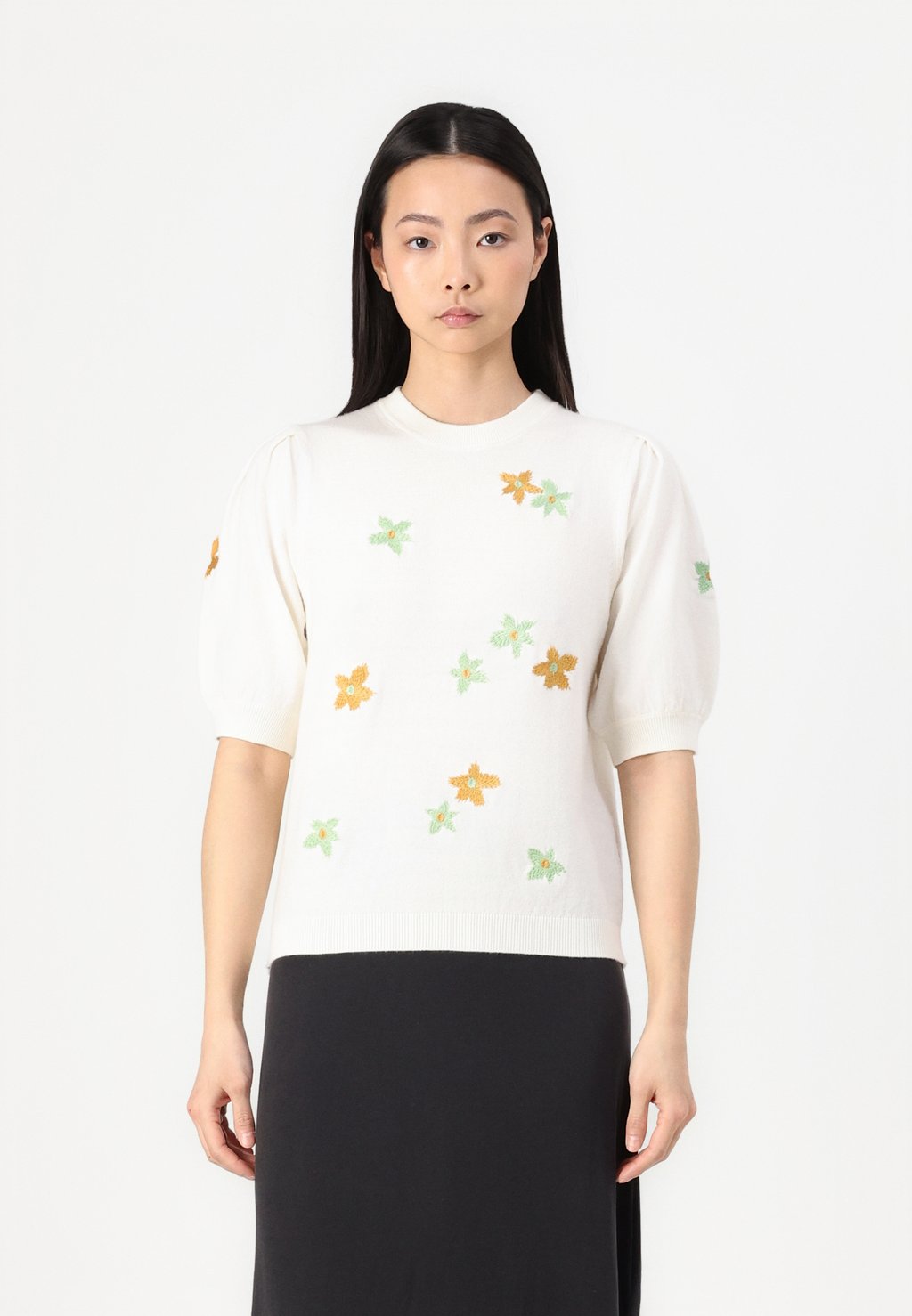 Джемпер OBJTHESS Object, молочный
Джемпер OBJTHESS Object, молочный