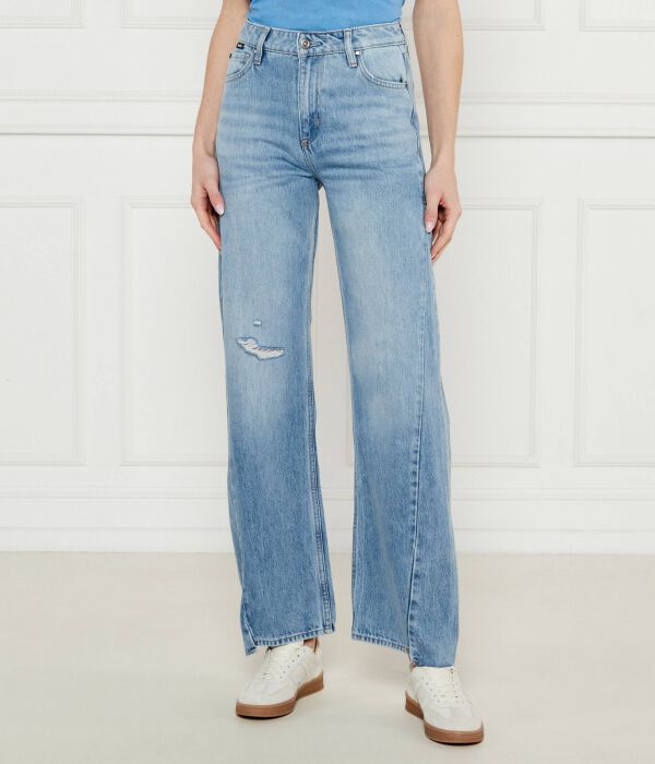 Джинсы женские Boss Crossroad клеш рваные, голубой
Джинсы женские Boss Crossroad клеш рваные, голубой