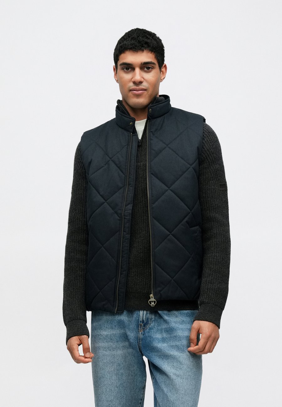 Куртка Barbour CITY HARRINGTON, Navy/Dark Blue
Куртка Barbour CITY HARRINGTON, Navy/Dark Blue