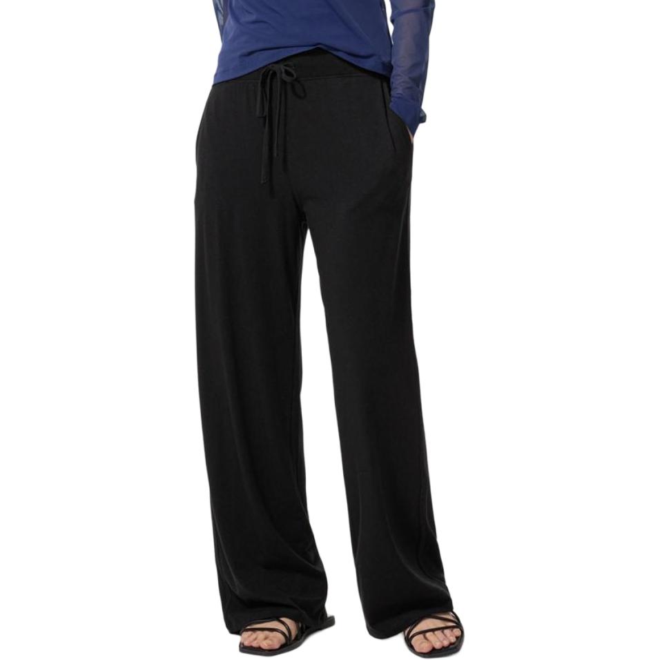 UNIQLO Женские повседневные брюки черного цвета
UNIQLO Женские повседневные брюки черного цвета