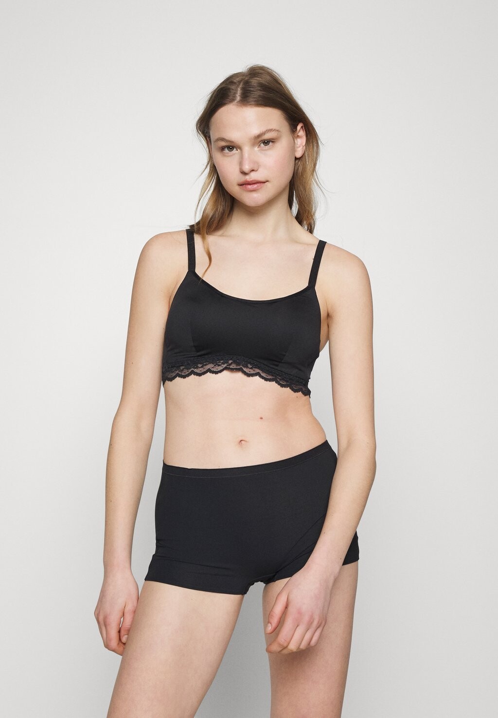 Трусы Marks & Spencer, черный
Трусы Marks & Spencer, черный
