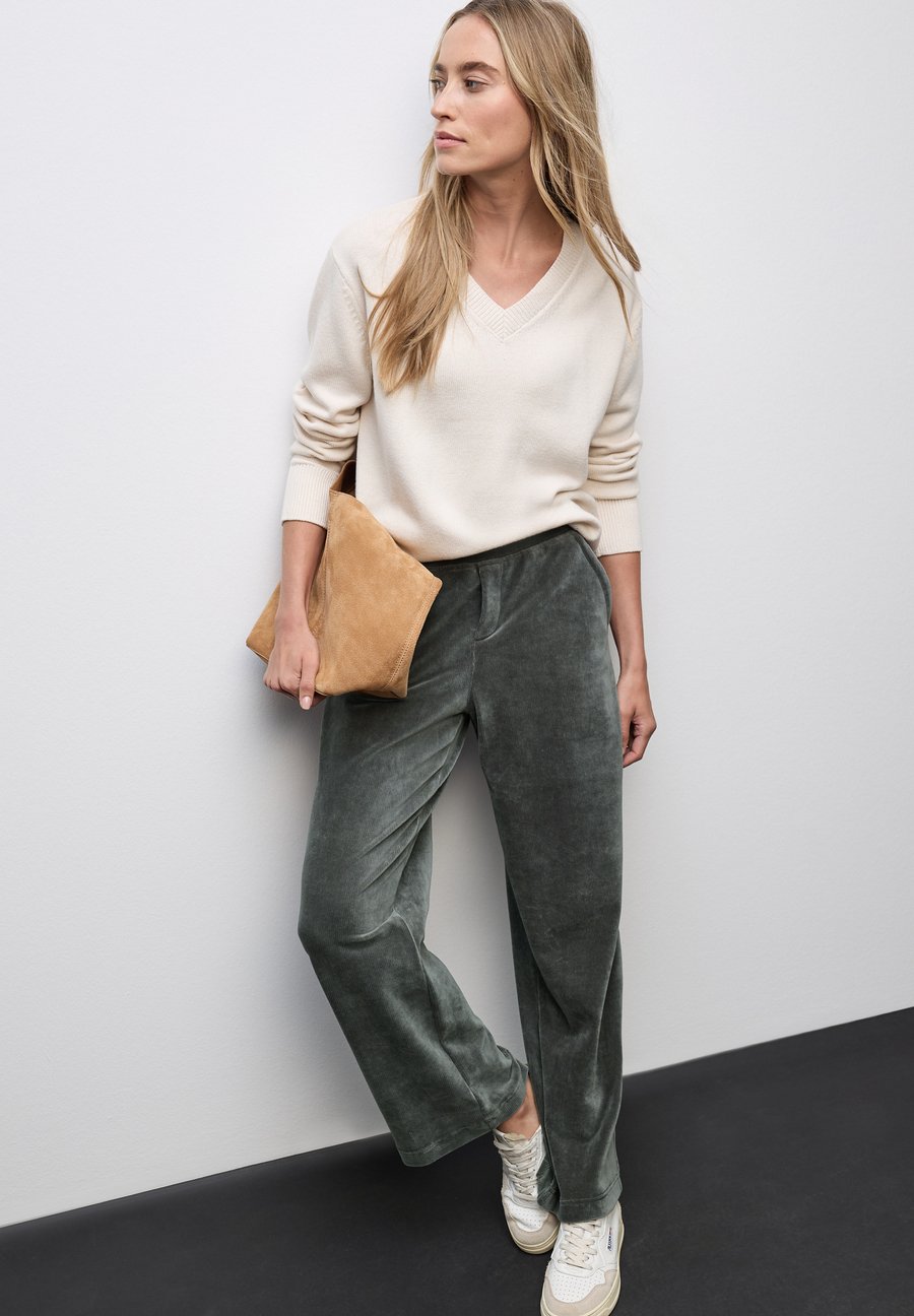 Брюки Street One STRAIGHT, Grün/Evergreen
Брюки Street One STRAIGHT, Grün/Evergreen