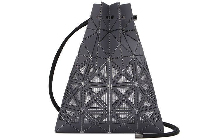 ISSEY MIYAKE Рамчатая сумочка клатч
ISSEY MIYAKE Рамчатая сумочка клатч