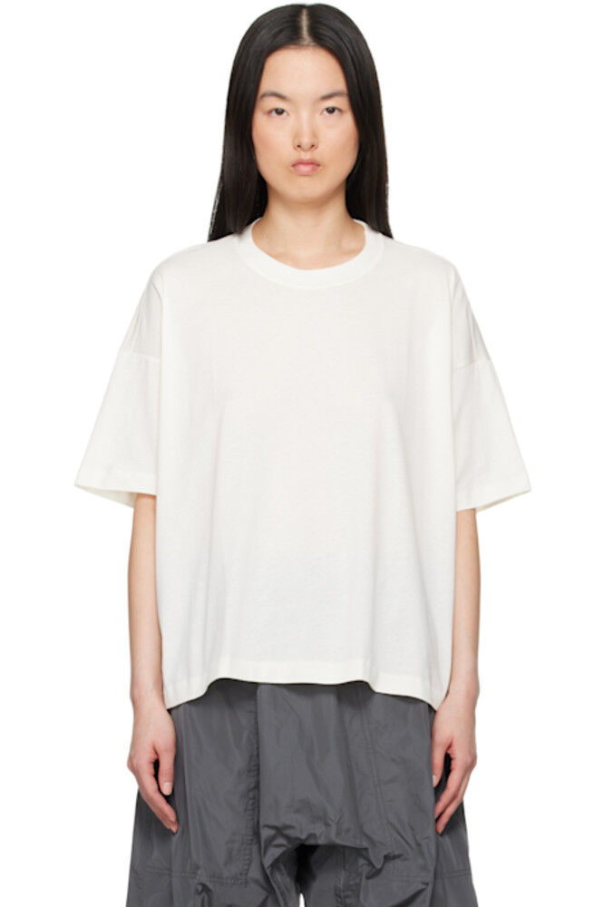 Футболка Off-White Tilly с коротким рукавом и C-образным вырезом большого размера Sofie D'Hoore
Футболка Off-White Tilly с коротким рукавом и C-образным вырезом большого размера Sofie D'Hoore