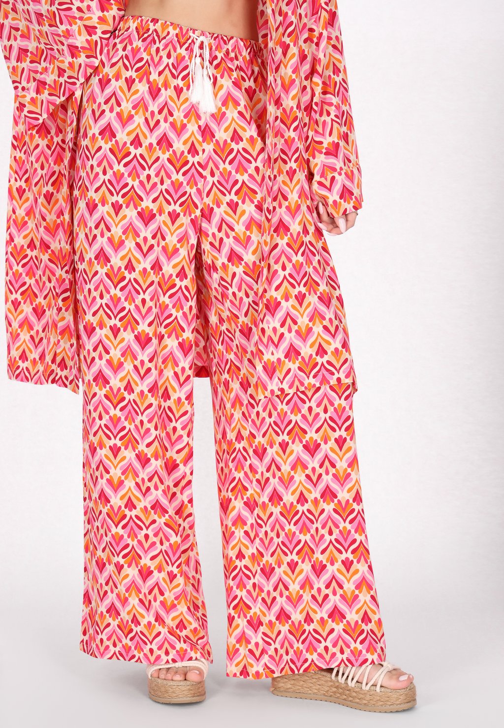 Брюки IZIA, розовый
Брюки IZIA, розовый