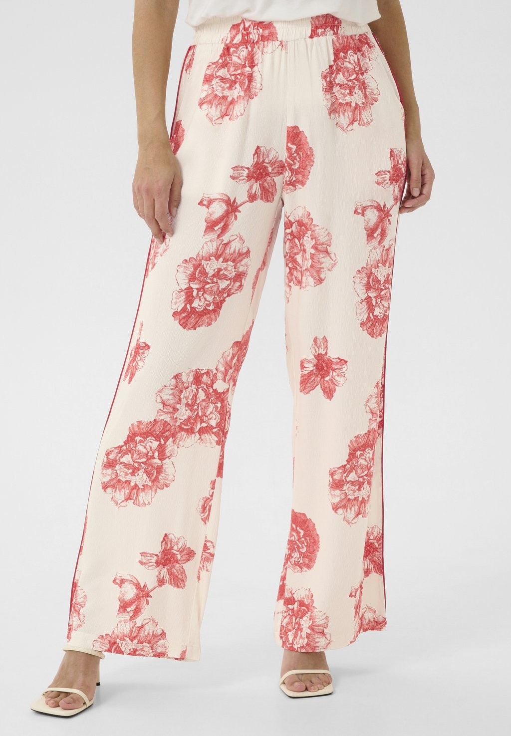 Брюки CUALEXA Culture, белый
Брюки CUALEXA Culture, белый