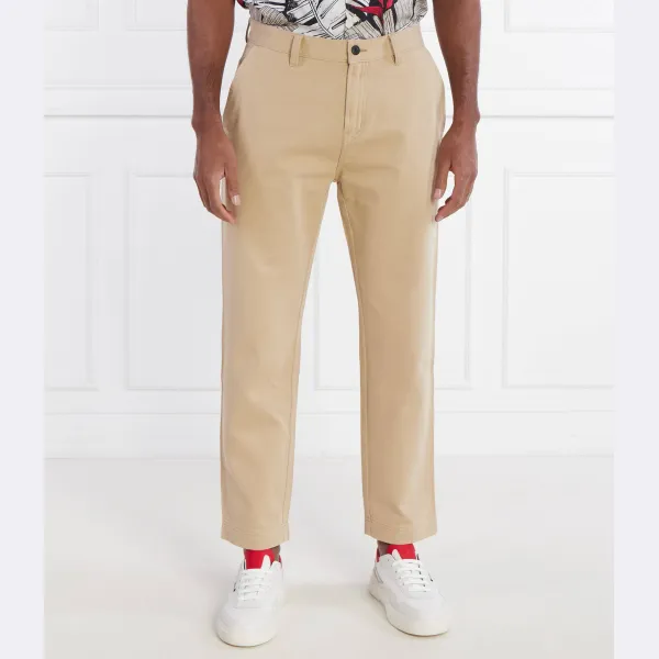 Zeebo233D брюки стандартного кроя Hugo, бежевый
Zeebo233D брюки стандартного кроя Hugo, бежевый