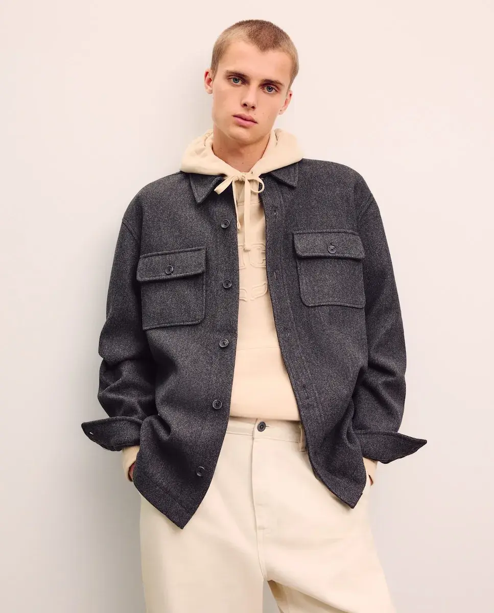 Мужская однотонная рубашка-овершейт Green Coast, антрацитовый
Мужская однотонная рубашка-овершейт Green Coast, антрацитовый