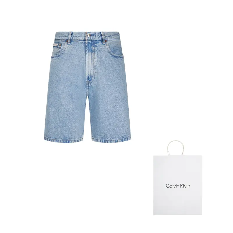 Calvin Klein Джинсовые шорты мужские джинсовые light blue
Calvin Klein Джинсовые шорты мужские джинсовые light blue