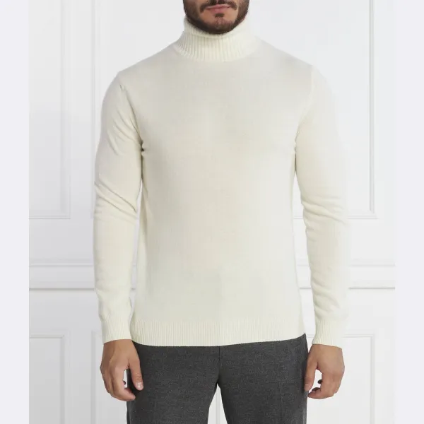 Водолазка стандартного кроя Salim с воротником из шерсти и кашемира Oscar Jacobson, бежевый
Водолазка стандартного кроя Salim с воротником из шерсти и кашемира Oscar Jacobson, бежевый