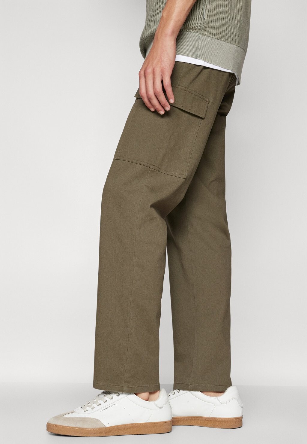 Брюки в стиле милитари ONSNICKY STRAIGHT PANT NOOS Only & Sons, цвет Olive Night
Брюки в стиле милитари ONSNICKY STRAIGHT PANT NOOS Only & Sons, цвет Olive Night