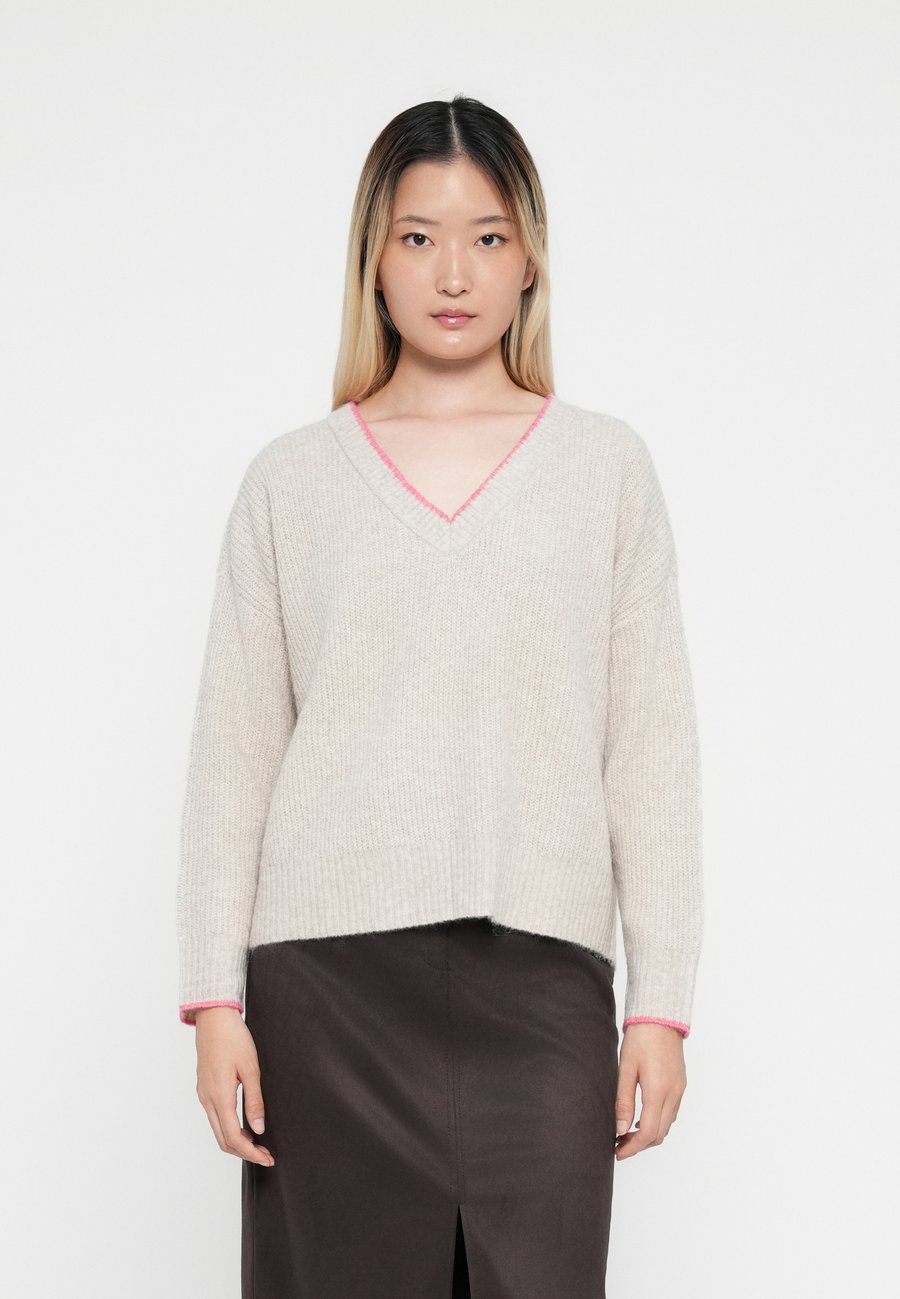 Джемпер ONLY ONLHAVANNA V NECK , Pumice Stone/Grey
Джемпер ONLY ONLHAVANNA V NECK , Pumice Stone/Grey