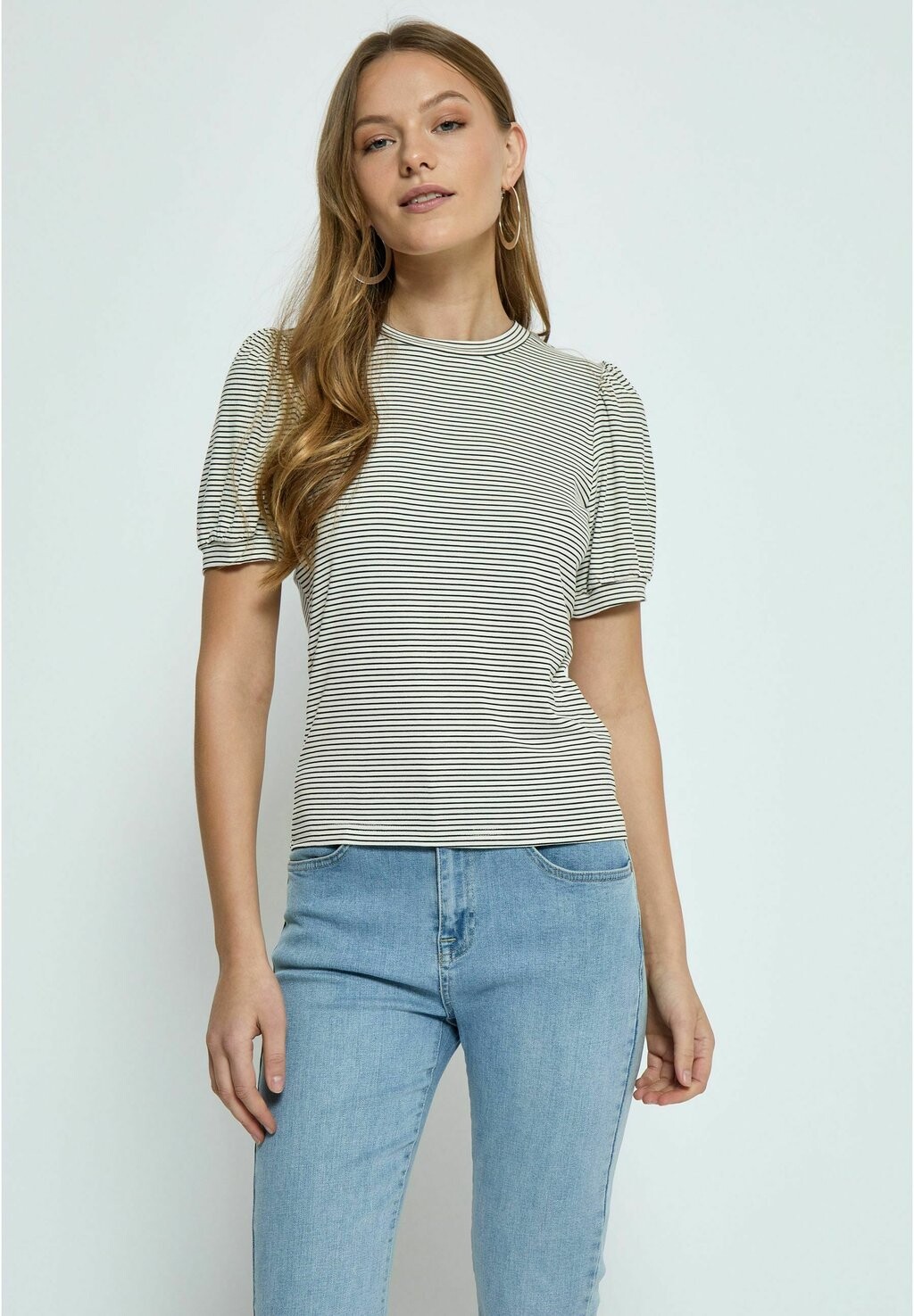 Футболка с принтом JUMA Minus, цвет s cloud dancer stripe
Футболка с принтом JUMA Minus, цвет s cloud dancer stripe