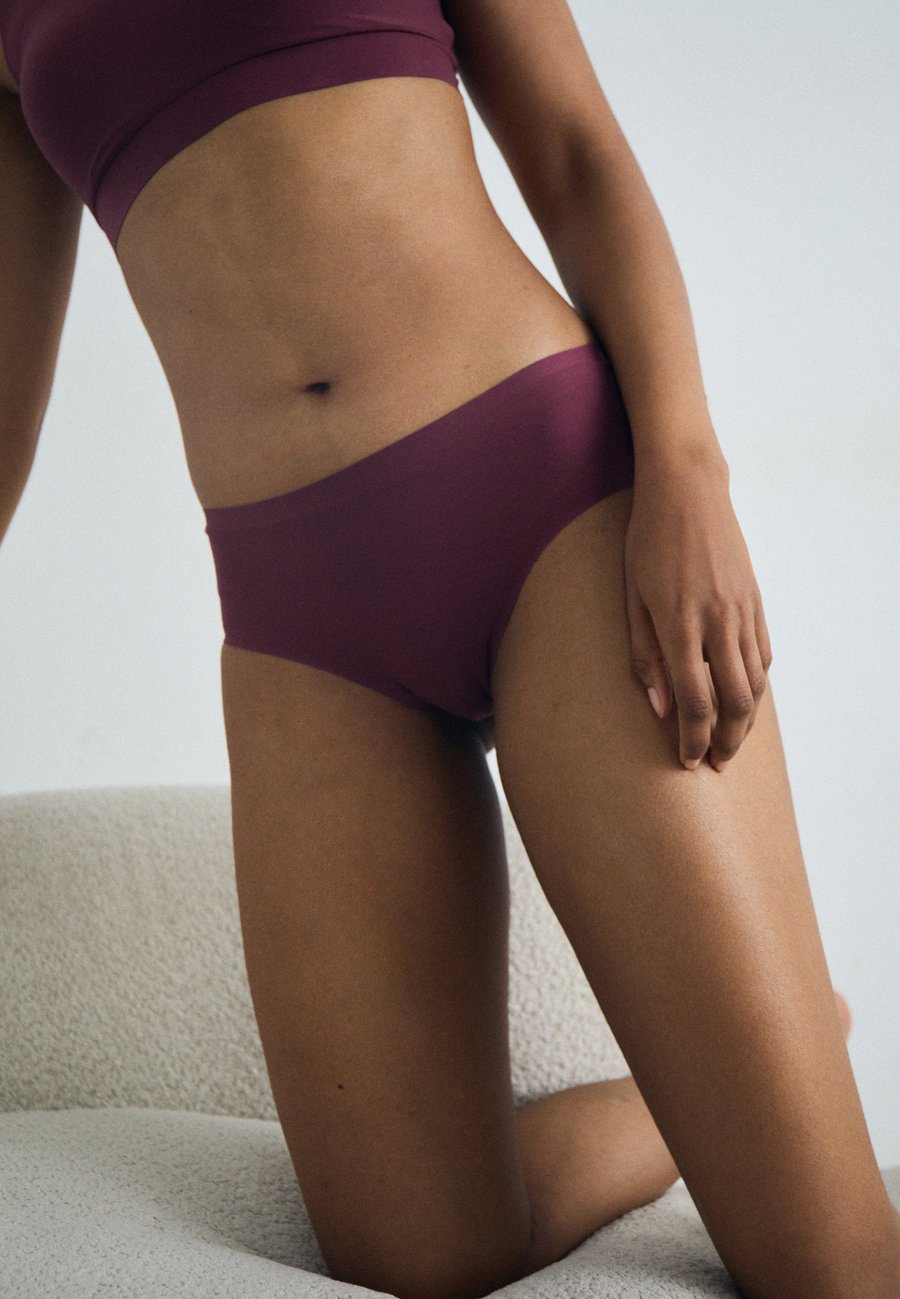 Брифы Chantelle SHORTY, Sienna/Mottled Bordeaux
Брифы Chantelle SHORTY, Sienna/Mottled Bordeaux