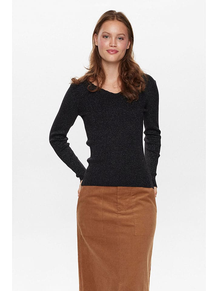 Пуловер NÜMPH Pullover Ayelet, черный
Пуловер NÜMPH Pullover Ayelet, черный