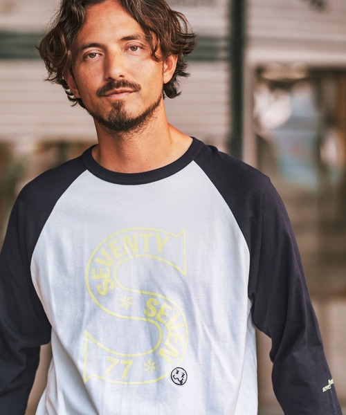 Футболка с рукавами реглан Middle Onz Seventy seven, белый/темно-синий
Футболка с рукавами реглан Middle Onz Seventy seven, белый/темно-синий