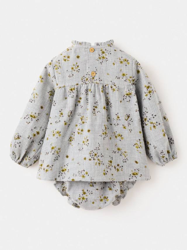 Детское платье Baby Bilbao из хлопка фасона A-Line с цветочным принтом Mango, Grey
Детское платье Baby Bilbao из хлопка фасона A-Line с цветочным принтом Mango, Grey