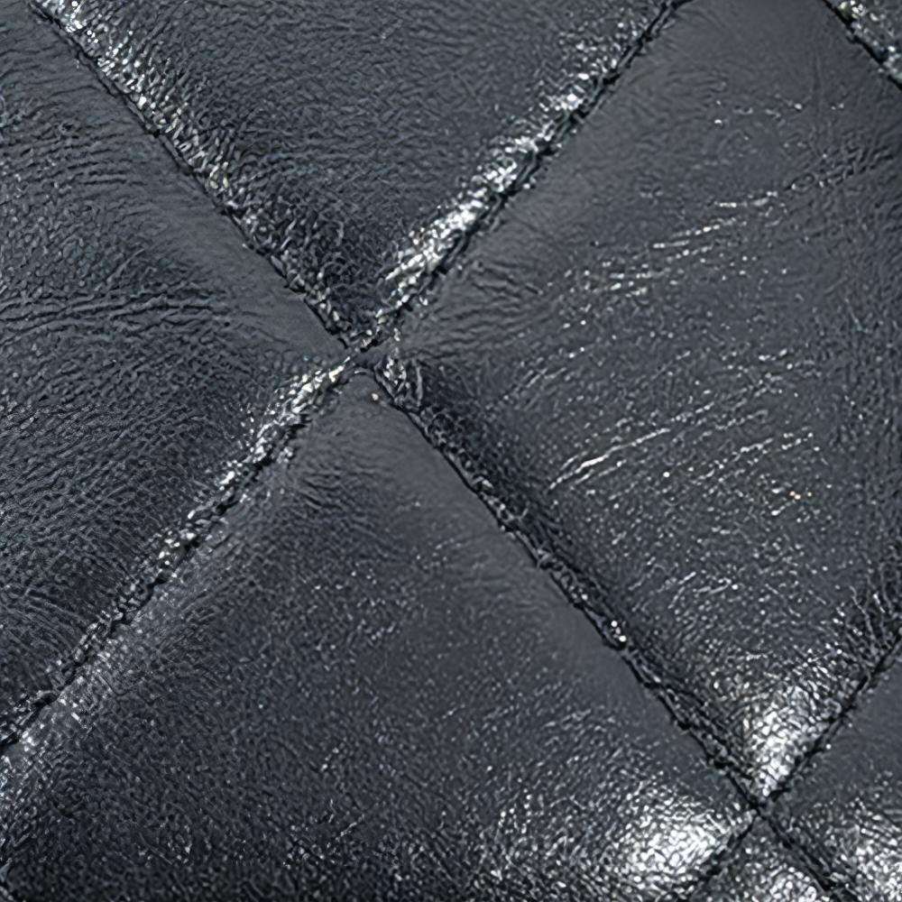 CHANEL Блестящая коровья кожаная сумка-коробка, наплечная сумка, кроссбоди, женская сумка черная
CHANEL Блестящая коровья кожаная сумка-коробка, наплечная сумка, кроссбоди, женская сумка черная