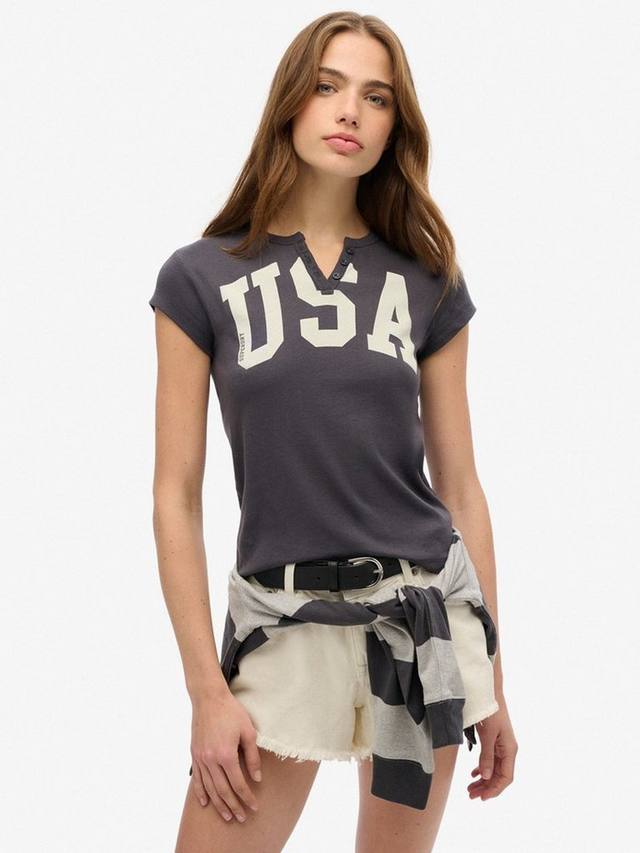 Футболка Athletic Essentials с V-образным вырезом и принтом Superdry, Charcoal
Футболка Athletic Essentials с V-образным вырезом и принтом Superdry, Charcoal