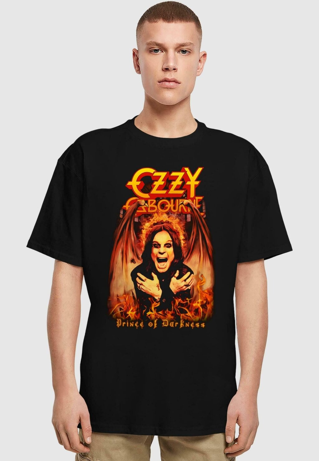 Футболка с принтом OZZY OSBOURNE DEMON WINGS HEAVY TEE Merchcode, черный
Футболка с принтом OZZY OSBOURNE DEMON WINGS HEAVY TEE Merchcode, черный