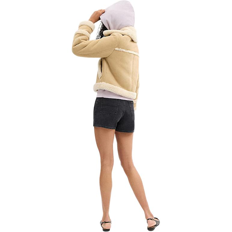 Весна-Лето 2024 Куртки и Пальто Женские Песочный Желтый COACH
Весна-Лето 2024 Куртки и Пальто Женские Песочный Желтый COACH