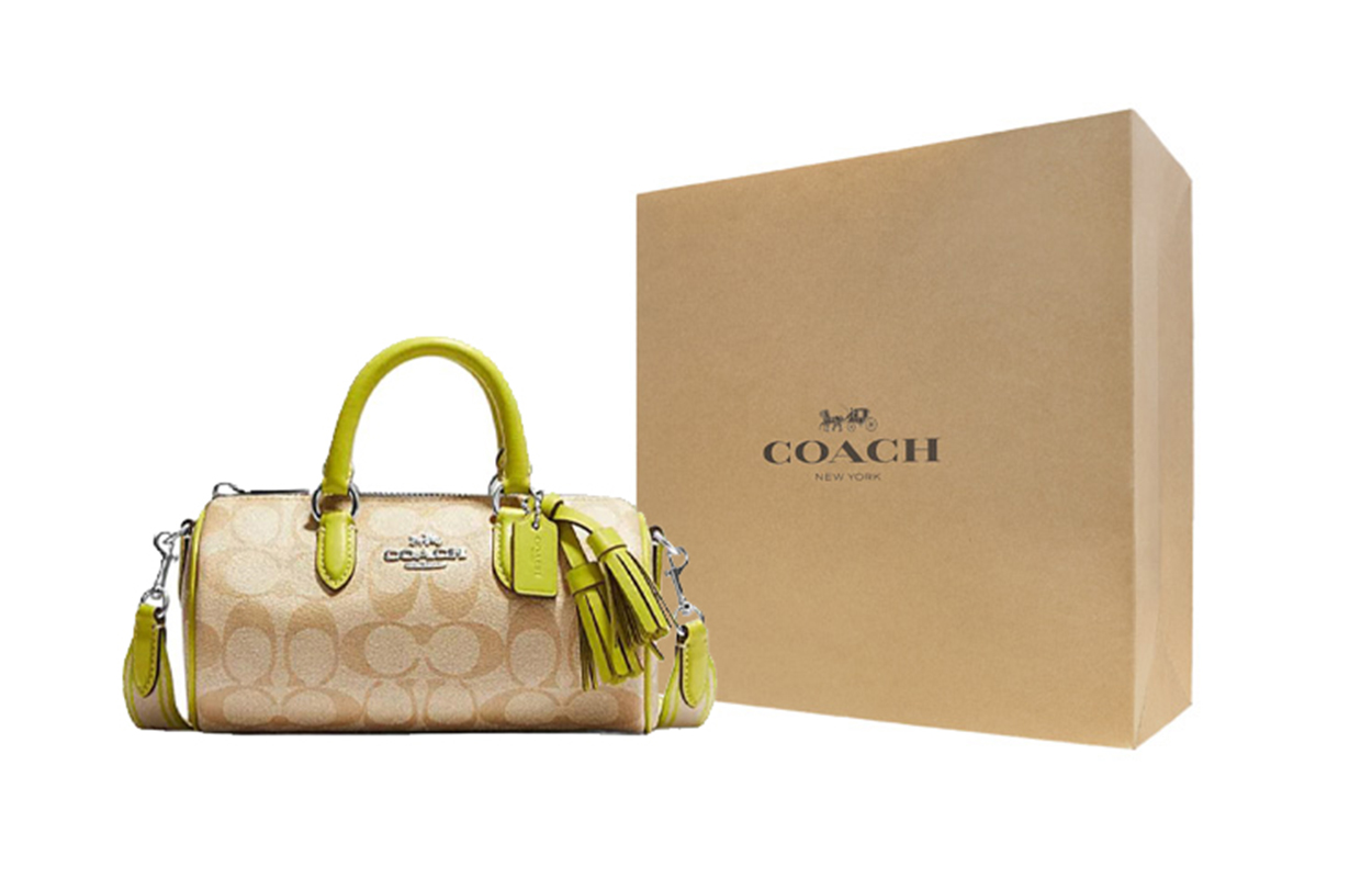COACH Леди Сумка из лакированного полотна с кожаными вставками
COACH Леди Сумка из лакированного полотна с кожаными вставками