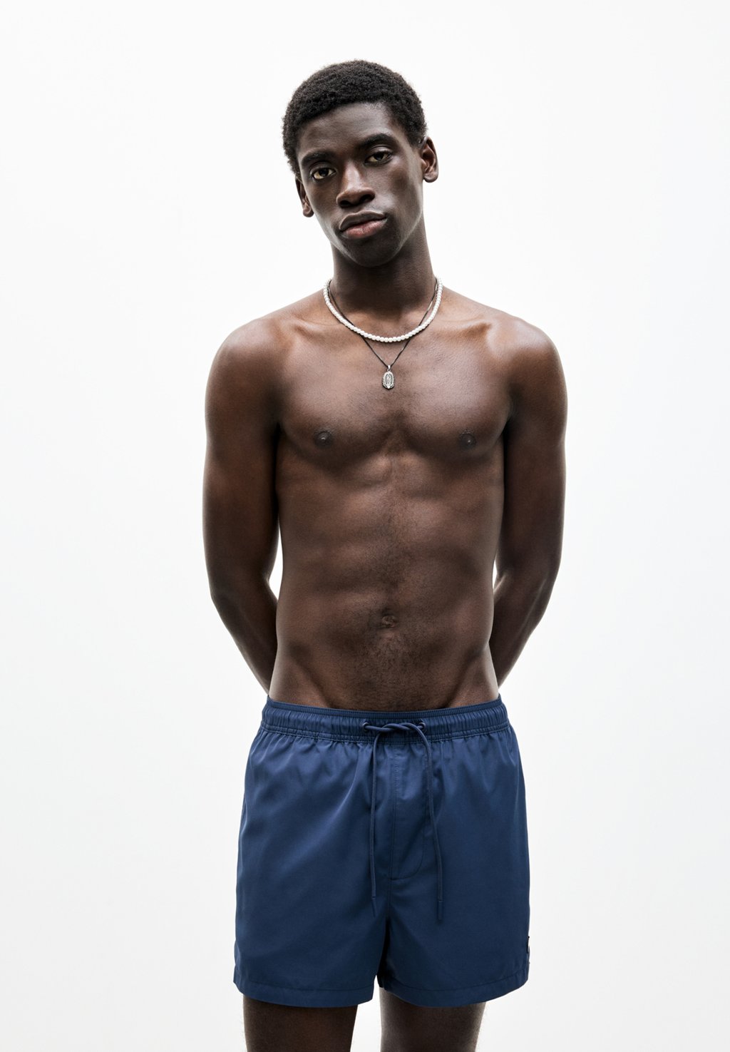 Шорты для плавания PULL&BEAR, темно-синий
Шорты для плавания PULL&BEAR, темно-синий