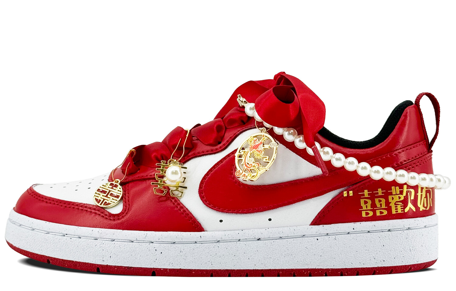 Кроссовки Nike Court Borough Skateboarding Shoes Women's Low-top Red/white/gold, красный
Кроссовки Nike Court Borough Skateboarding Shoes Women's Low-top Red/white/gold, красный