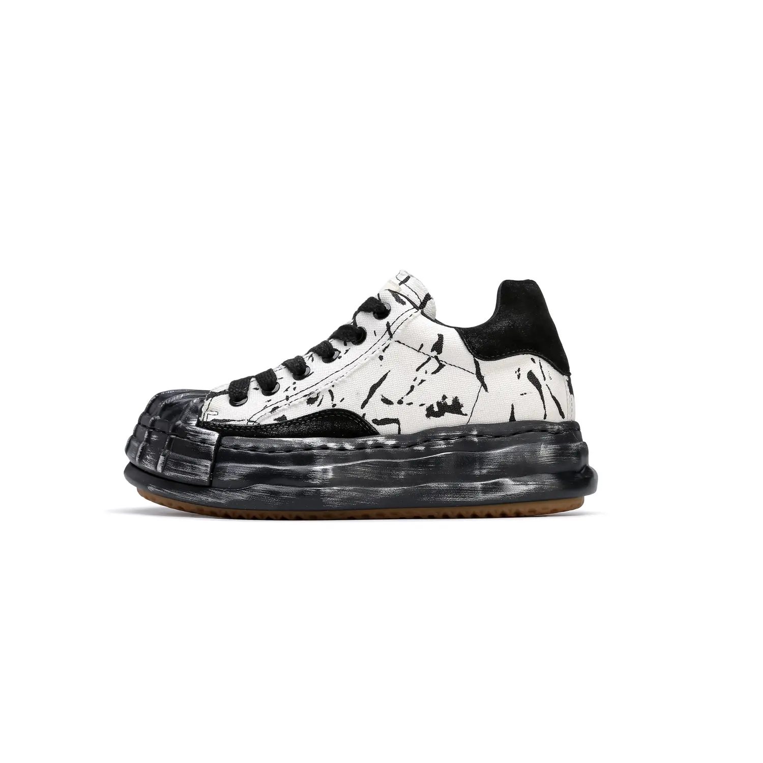 XIONGMAOMUMU Низкие скейтерские кроссовки унисекс черно-белые глянцевые
XIONGMAOMUMU Низкие скейтерские кроссовки унисекс черно-белые глянцевые