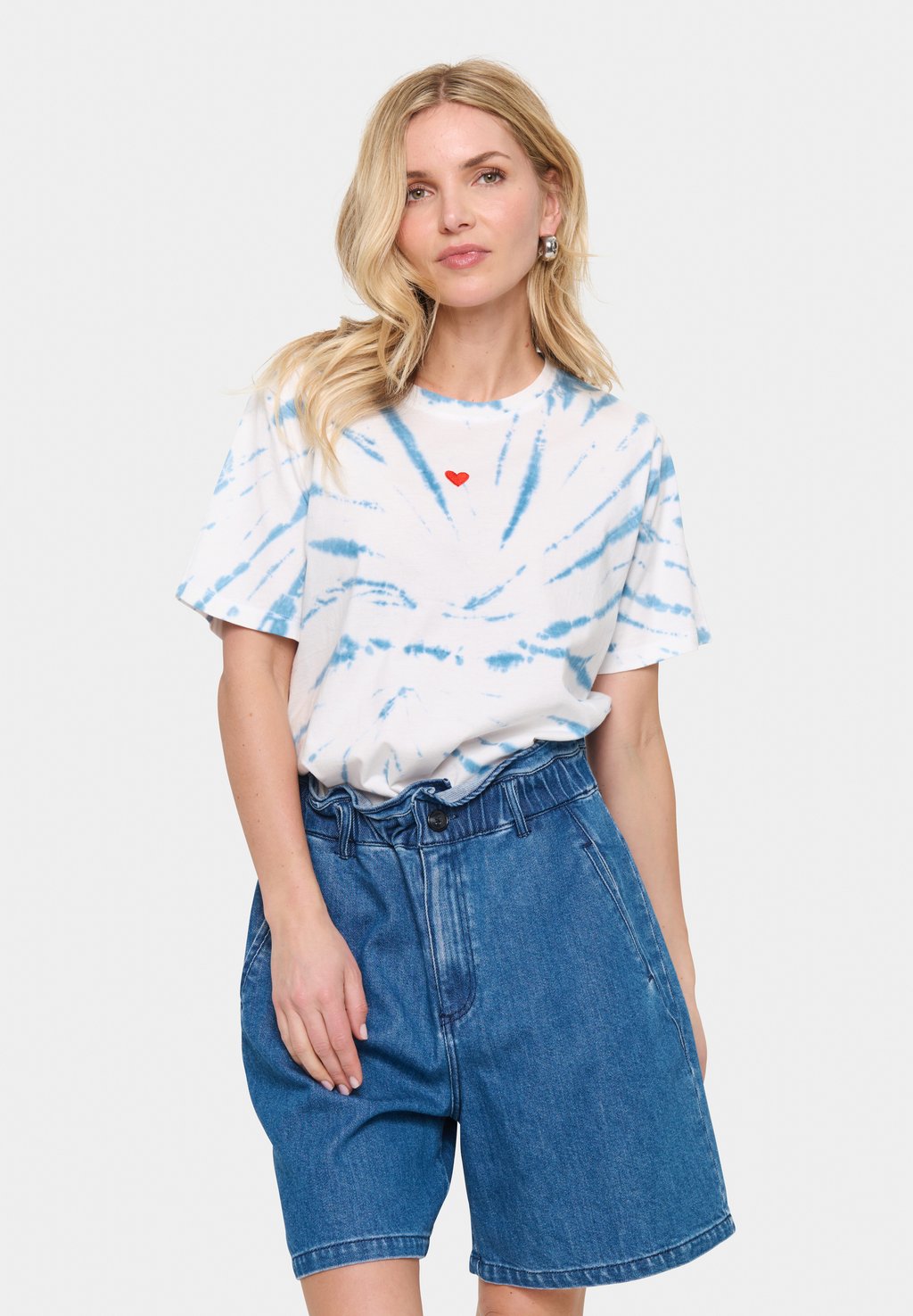 Футболка с принтом HELLIELOU Saint Tropez, синий
Футболка с принтом HELLIELOU Saint Tropez, синий