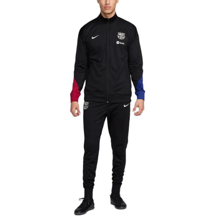 Футбольный комплект Dri-Fit для мужчин Nike
Футбольный комплект Dri-Fit для мужчин Nike