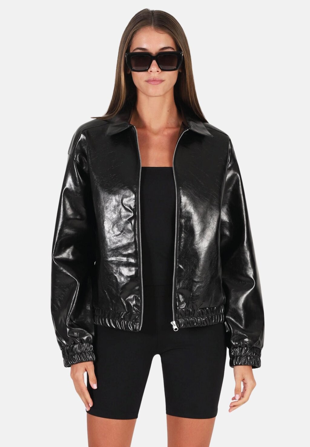 Куртка из синтетической кожи OW Collection CALI, черный
Куртка из синтетической кожи OW Collection CALI, черный