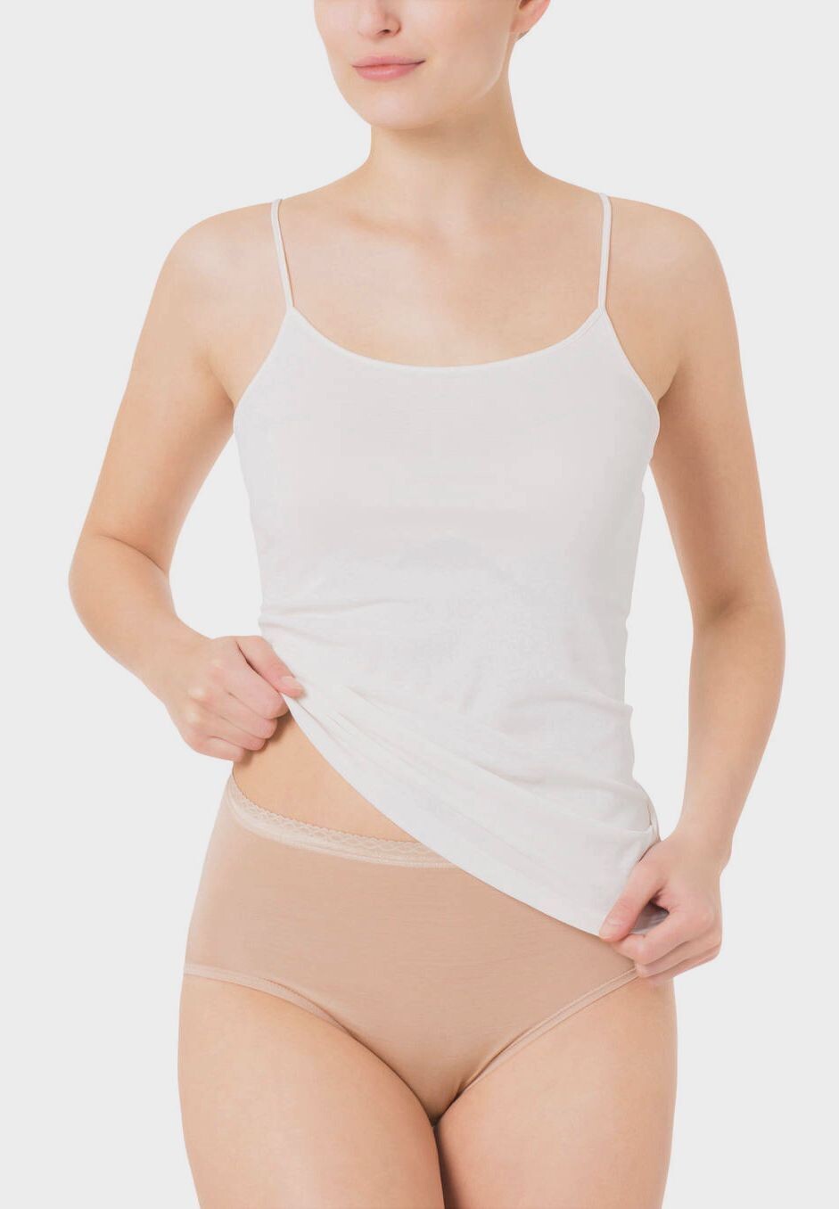 Бесшовная женская майка Emotion с круглым вырезом mey, цвет Champagner
Бесшовная женская майка Emotion с круглым вырезом mey, цвет Champagner