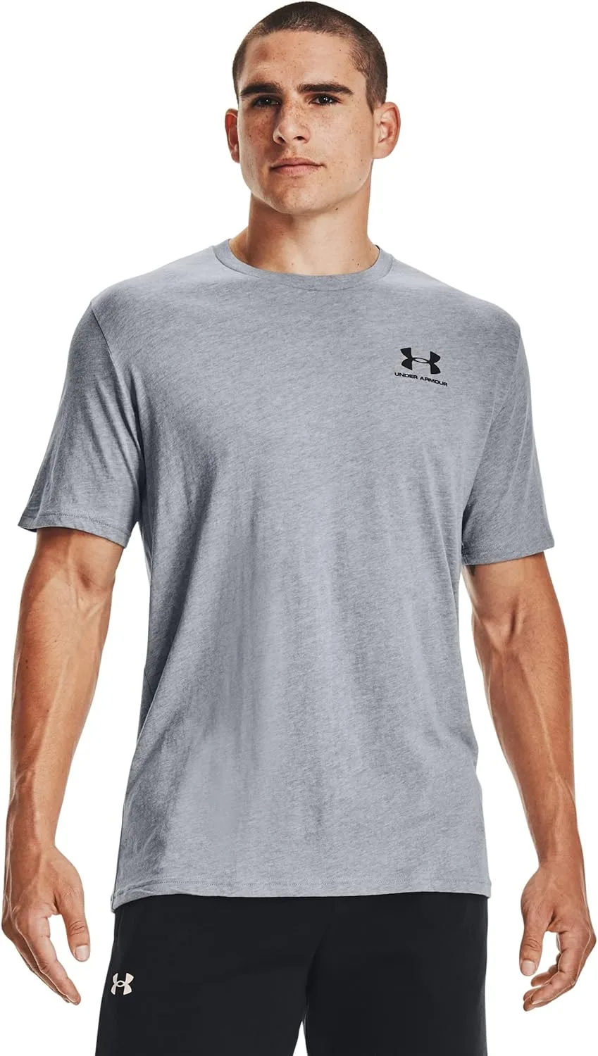 Футболка Under Armour Sportstyle с принтом на груди
Футболка Under Armour Sportstyle с принтом на груди