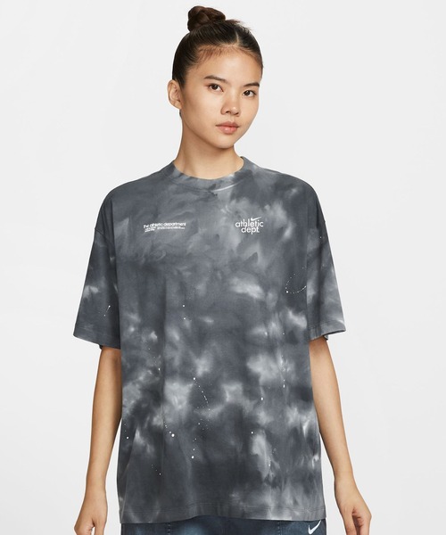 Женская футболка Nike NSW с коротким рукавом, оверсайз, черный
Женская футболка Nike NSW с коротким рукавом, оверсайз, черный