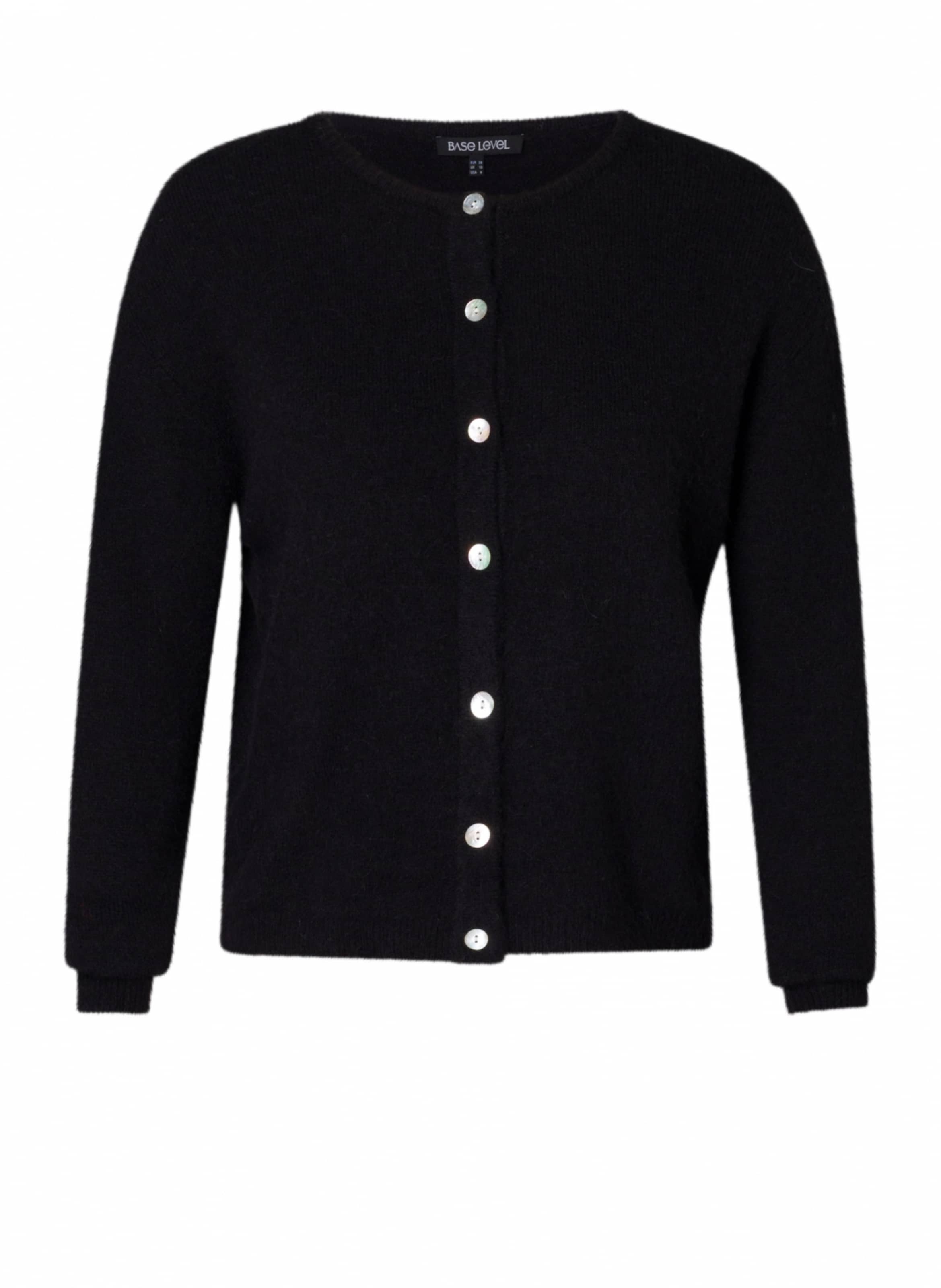 BASE LEVEL Вязаный кардиган в черном цвете
BASE LEVEL Вязаный кардиган в черном цвете