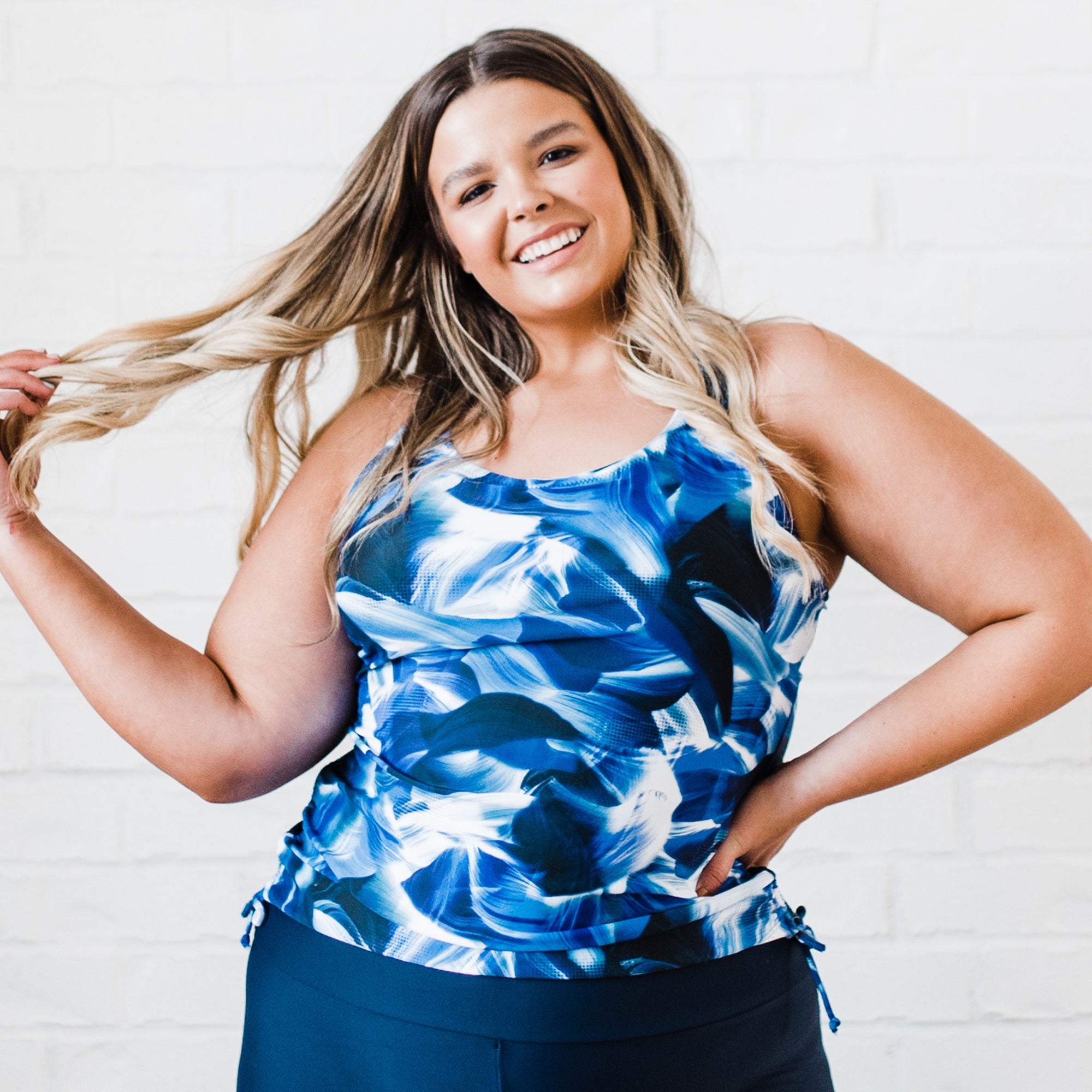 Женский купальник-танкини Maya Plus со встроенным бюстгальтером - Выкройки Calypsa, цвет navy wave
Женский купальник-танкини Maya Plus со встроенным бюстгальтером - Выкройки Calypsa, цвет navy wave