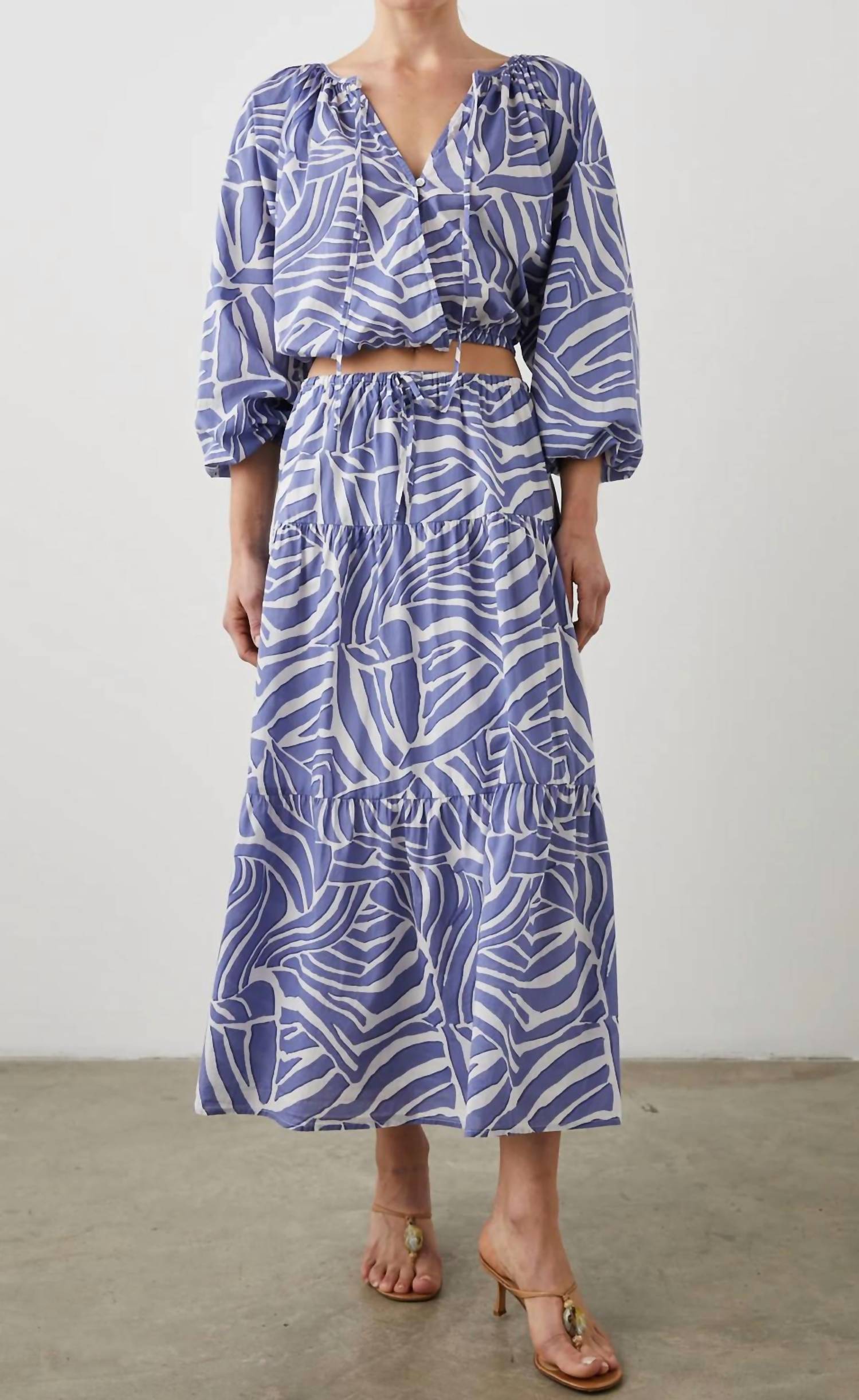 Катя Топ в морских волнах Rails, Island Waves
Катя Топ в морских волнах Rails, Island Waves