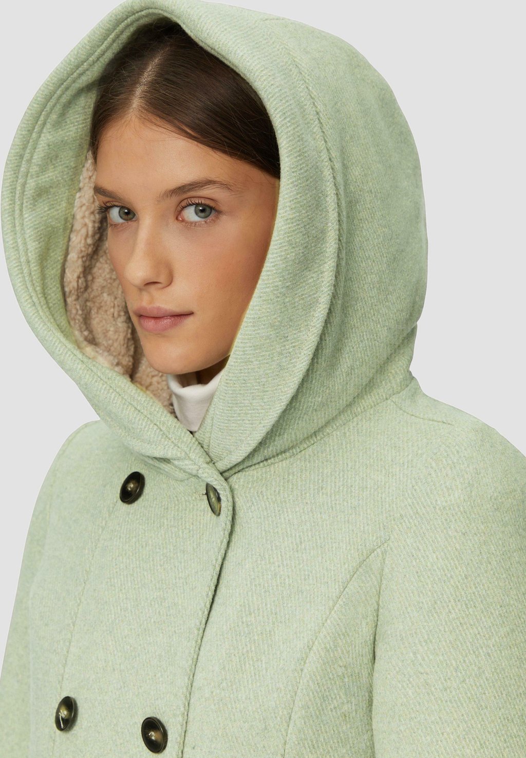 Зимнее пальто STRUKTURIERTER MIT s.Oliver, зеленый
Зимнее пальто STRUKTURIERTER MIT s.Oliver, зеленый