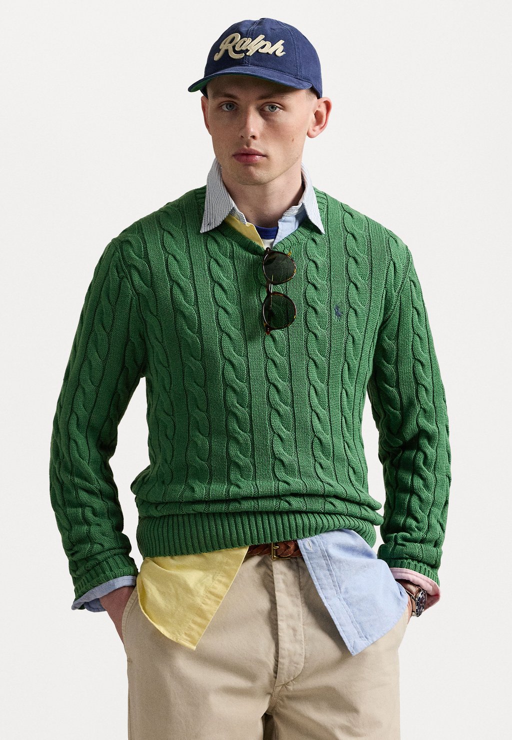 Свитер CABLE KNIT COTTON SWEATER Polo Ralph Lauren, зеленый
Свитер CABLE KNIT COTTON SWEATER Polo Ralph Lauren, зеленый
