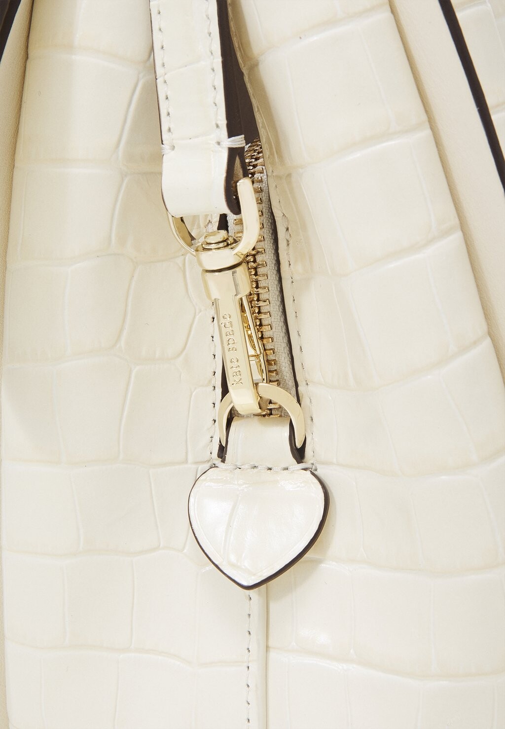 Сумочка KNOTT EMBOSSED MEDIUM CROSSBODY TOTE kate spade new york, светло-серый
Сумочка KNOTT EMBOSSED MEDIUM CROSSBODY TOTE kate spade new york, светло-серый