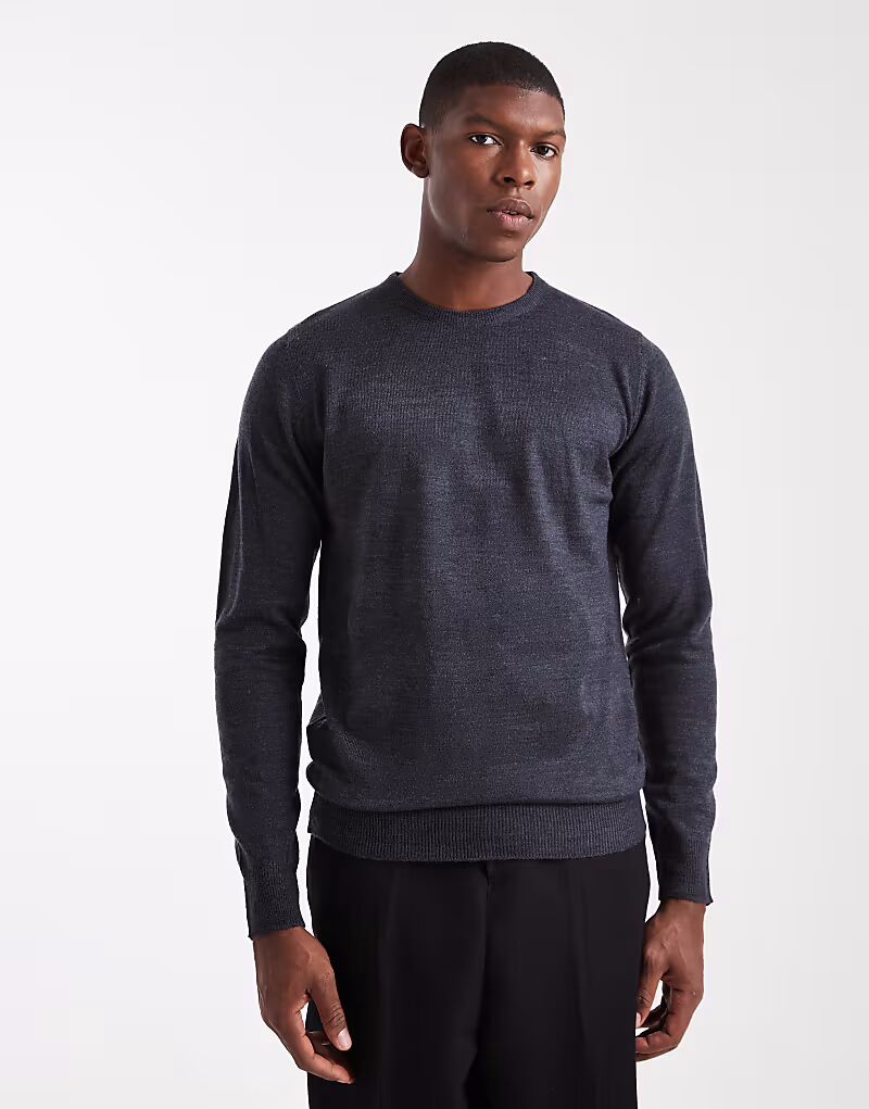 Вязаный джемпер с круглым вырезом темно-синего цвета Brave Soul
Вязаный джемпер с круглым вырезом темно-синего цвета Brave Soul